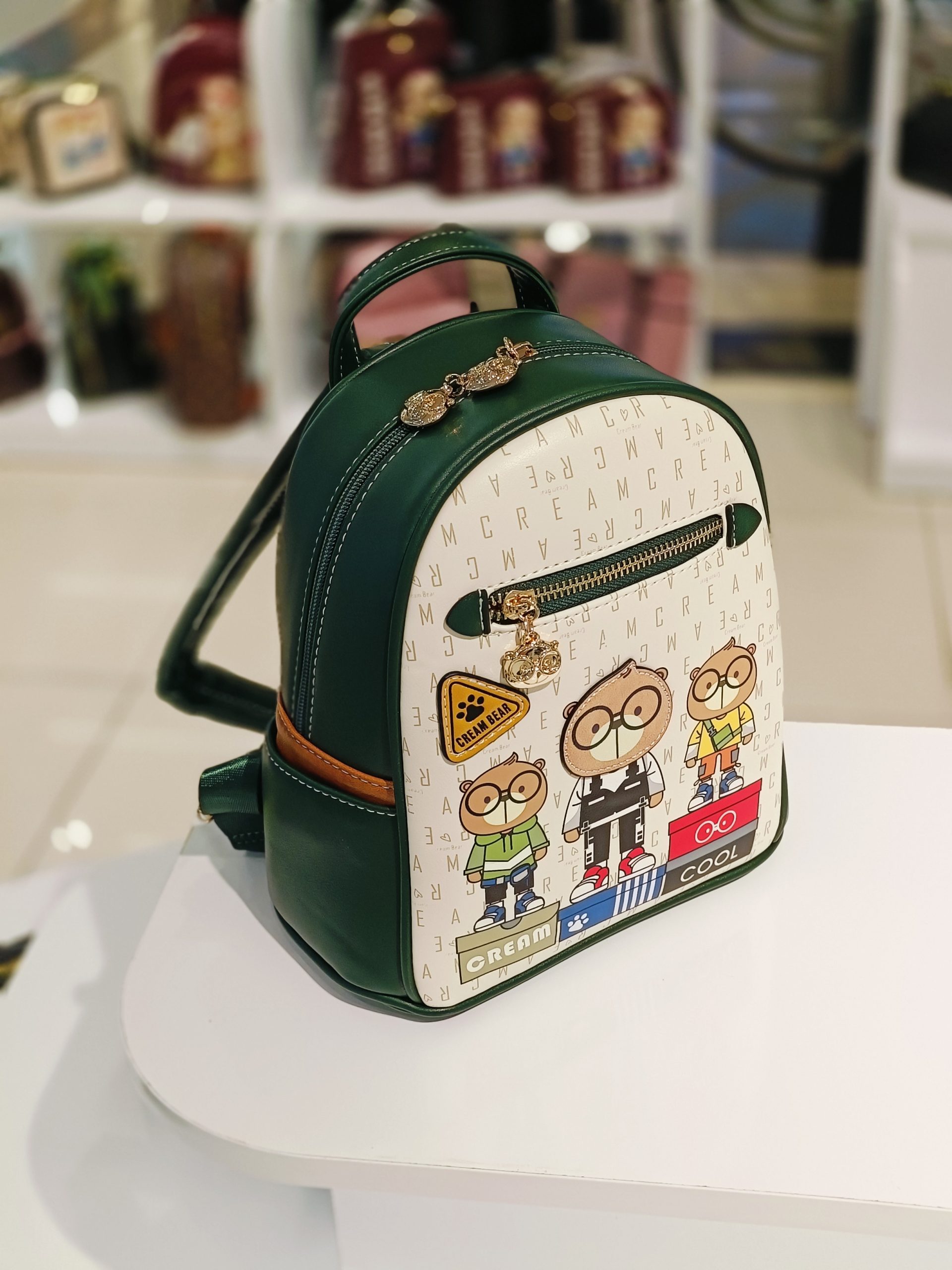 túi đeo cream bear
